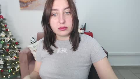 Snapshot of elmirapowers chatting on 01/07/25, 12:41 elmirapowers online show from 01/07/25, 12:41
