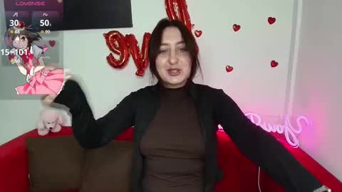 Snapshot of elmirapowers chatting on 03/11/25, 01:01 elmirapowers online show from 03/11/25, 01:01