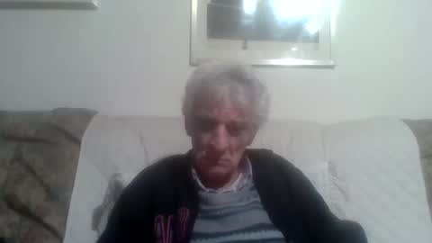 Snapshot of elmo191271 chatting on 02/21/26, 12:22 elmo191271 online show from 02/21/26, 12:22