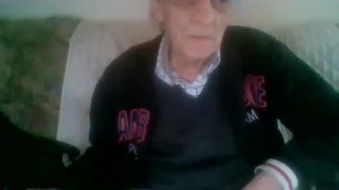 Snapshot of elmo191271 chatting on 03/15/26, 06:52 elmo191271 online show from 03/15/26, 06:52