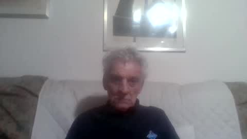 Snapshot of elmo191271 chatting on 04/28/26, 03:22 elmo191271 online show from 04/28/26, 03:22