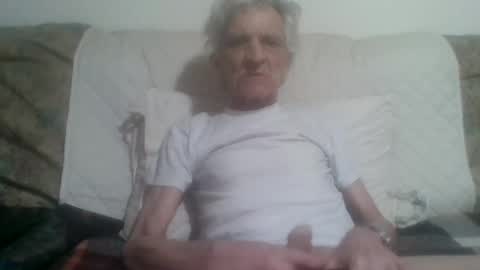 Snapshot of elmo191271 chatting on 07/15/26, 04:07 elmo191271 online show from 07/15/26, 04:07