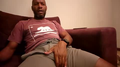 My name is Elmore. Please say hello I like to chat with you. If you have requests or dirty talk please use tip online show from 02/02/25, 03:43