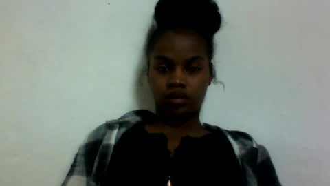 Snapshot of elodie228680 chatting on 06/13/26, 03:10 elodie228680 online show from 06/13/26, 03:10