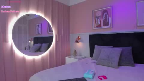 Elodie  online show from 03/03/26, 11:38