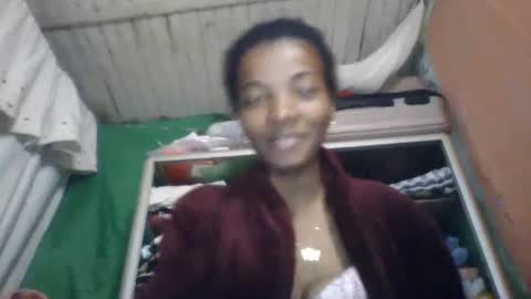 elodynarcisse online show from 12/16/25, 04:01