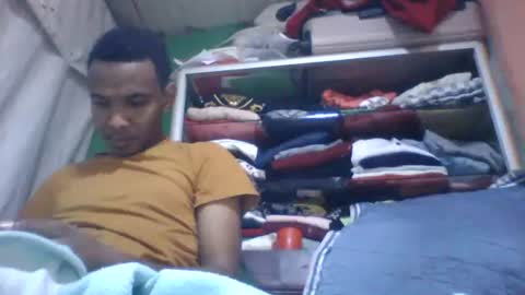 elodynarcisse online show from 12/19/25, 04:47