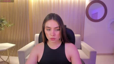 ELOISA OLIVERO online show from 01/26/25, 04:41