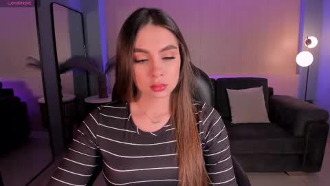 ELOISA OLIVERO online show from 10/11/25, 12:04