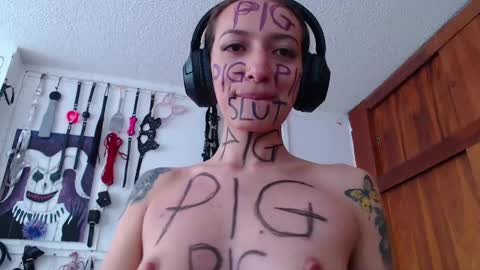 Snapshot of eloise_brown_ chatting on 03/01/25, 05:05 Chelsea Please help me to reach 100 thumbs up online show from 03/01/25, 05:05