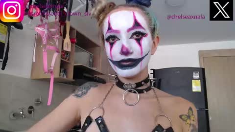 Snapshot of eloise_brown_ chatting on 09/20/25, 07:15 Chelsea Please help me to reach 100 thumbs up online show from 09/20/25, 07:15