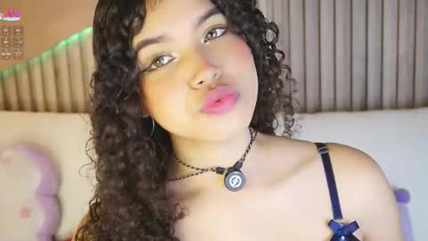 Snapshot of eloise_sweet chatting on 03/11/26, 12:22 eloise_sweet online show from 03/11/26, 12:22