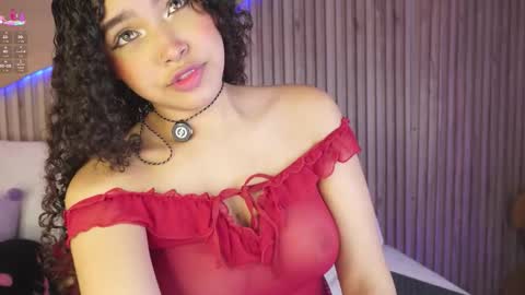 Snapshot of eloise_sweet chatting on 03/14/26, 12:21 eloise_sweet online show from 03/14/26, 12:21