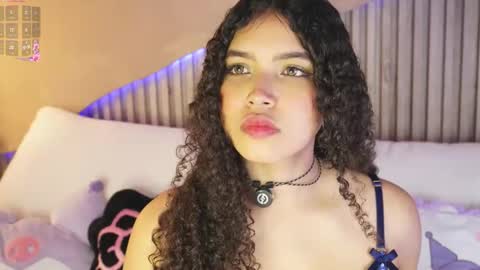 Snapshot of eloise_sweet chatting on 03/17/26, 12:30 eloise_sweet online show from 03/17/26, 12:30