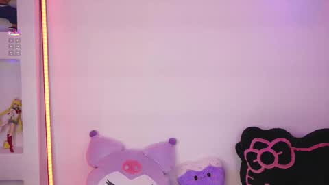 Snapshot of eloise_sweet chatting on 03/27/26, 01:00 eloise_sweet online show from 03/27/26, 01:00
