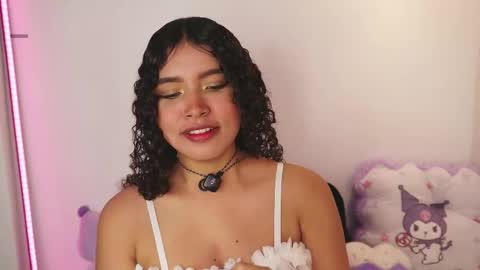Snapshot of eloise_sweet chatting on 04/14/26, 01:06 eloise_sweet online show from 04/14/26, 01:06