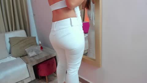 EloiseQuinn online show from 03/05/25, 12:33