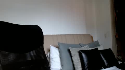 Snapshot of elosocazador chatting on 12/13/24, 01:22 elosocazador online show from 12/13/24, 01:22