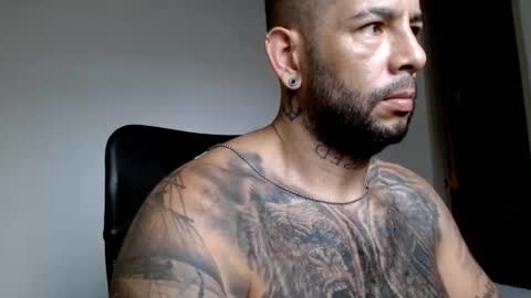 Snapshot of elosocazador chatting on 12/20/24, 01:00 elosocazador online show from 12/20/24, 01:00