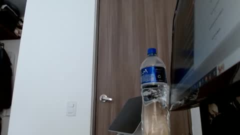 Snapshot of elosocazador chatting on 01/21/25, 06:55 elosocazador online show from 01/21/25, 06:55