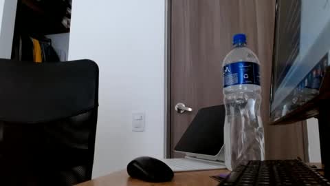 Snapshot of elosocazador chatting on 01/21/25, 09:57 elosocazador online show from 01/21/25, 09:57