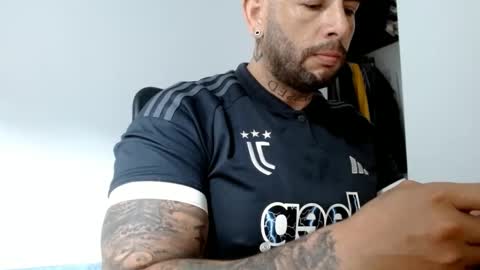 Snapshot of elosocazador chatting on 01/22/25, 12:17 elosocazador online show from 01/22/25, 12:17