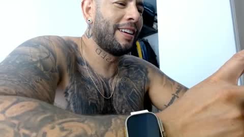 Snapshot of elosocazador chatting on 01/24/25, 07:07 elosocazador online show from 01/24/25, 07:07