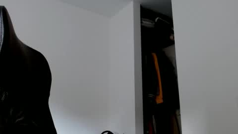 Snapshot of elosocazador chatting on 01/27/25, 12:48 elosocazador online show from 01/27/25, 12:48