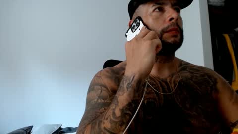 Snapshot of elosocazador chatting on 01/27/25, 06:52 elosocazador online show from 01/27/25, 06:52