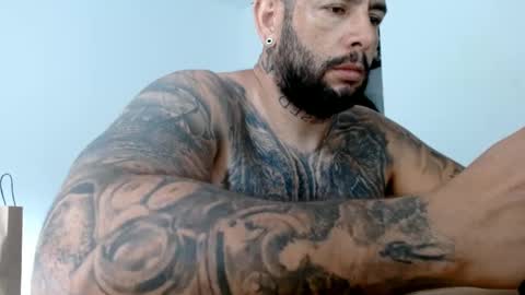 Snapshot of elosocazador chatting on 02/19/25, 01:50 elosocazador online show from 02/19/25, 01:50