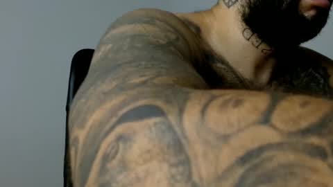 Snapshot of elosocazador chatting on 10/31/25, 11:44 elosocazador online show from 10/31/25, 11:44