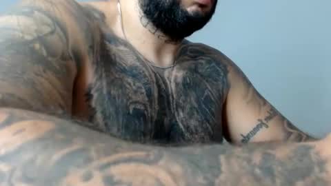 Snapshot of elosocazador chatting on 03/06/26, 01:18 elosocazador online show from 03/06/26, 01:18