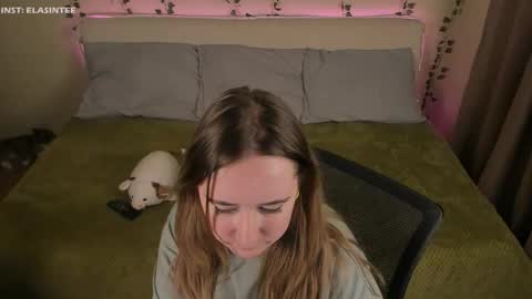 Ela give me a thumbs up if you like it  and this is important for the development of the account online show from 02/24/26, 06:17