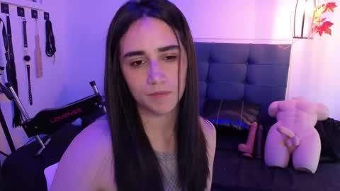 elowen_halley1 online show from 10/02/25, 06:59