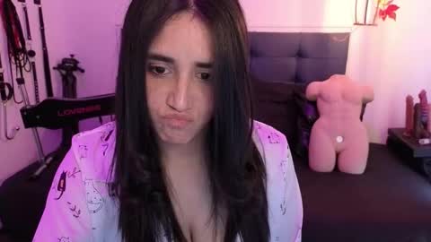 elowen_halley1 online show from 10/12/25, 07:13