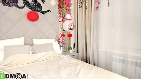 Snapshot of elsa_carterr chatting on 11/18/25, 11:58 elsa_carterr online show from 11/18/25, 11:58