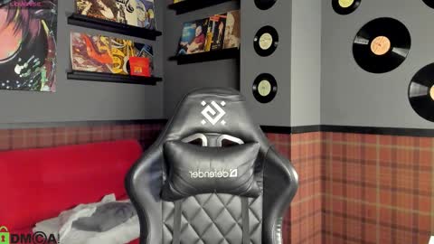 Snapshot of elsa_carterr chatting on 12/05/25, 09:29 elsa_carterr online show from 12/05/25, 09:29