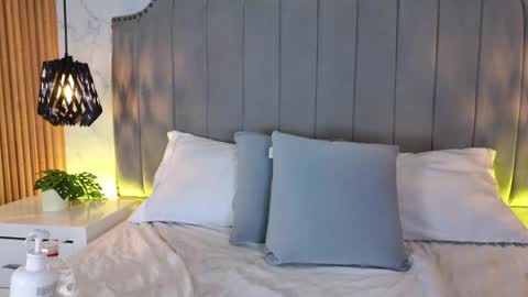 Isabela Martinez online show from 05/28/26, 04:10