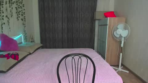 Elsa  online show from 12/03/24, 03:09