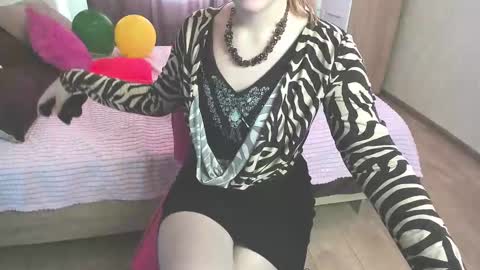 Elsa  online show from 02/14/25, 06:56