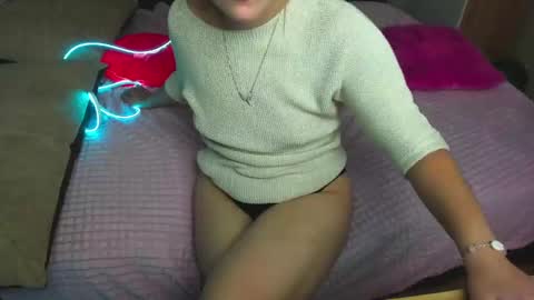 Elsa  online show from 02/18/25, 09:32