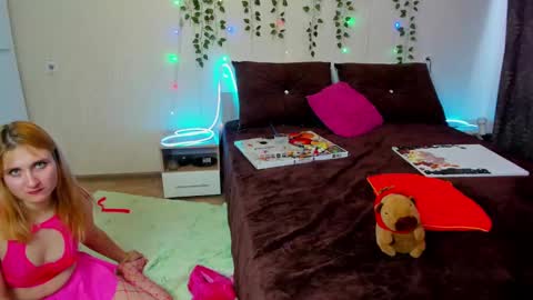 Elsa  online show from 03/11/25, 05:38