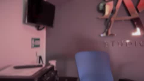 Snapshot of elsa_koch chatting on 09/20/25, 02:51 ELSA online show from 09/20/25, 02:51