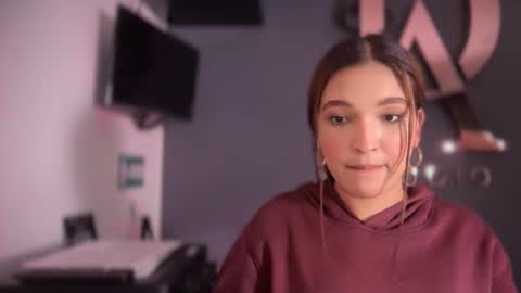 Snapshot of elsa_koch chatting on 09/23/25, 08:12 ELSA online show from 09/23/25, 08:12