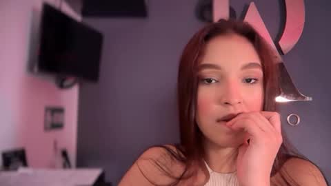 Snapshot of elsa_koch chatting on 09/25/25, 08:12 ELSA online show from 09/25/25, 08:12