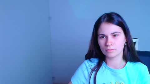 Snapshot of elsa_mur chatting on 02/08/25, 07:49 Elsa online show from 02/08/25, 07:49