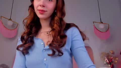 Snapshot of elsa_xo chatting on 01/04/25, 11:33 Michelle online show from 01/04/25, 11:33