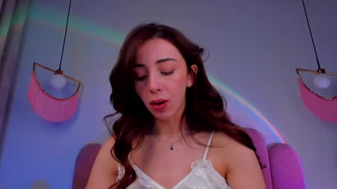 Snapshot of elsa_xo chatting on 02/08/25, 11:45 Michelle online show from 02/08/25, 11:45