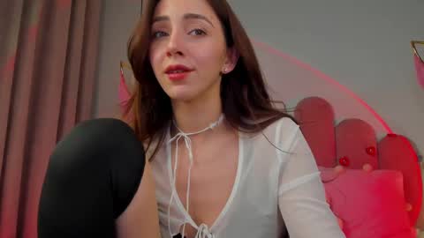 Snapshot of elsa_xo chatting on 03/01/25, 02:37 Michelle online show from 03/01/25, 02:37