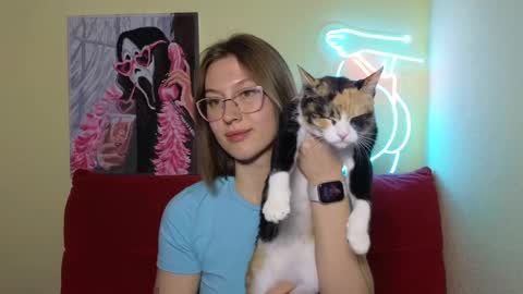 Snapshot of elsaangel chatting on 02/17/25, 08:04 elsaangel online show from 02/17/25, 08:04